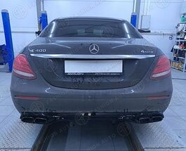 Диффузор с насадками 63 AMG Mercedes E-Class W213 рестайлинг черный на обычный бампер
