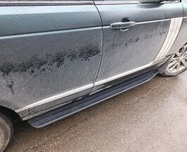 Пороги Range Rover 4 L405 серебристые с логотипом